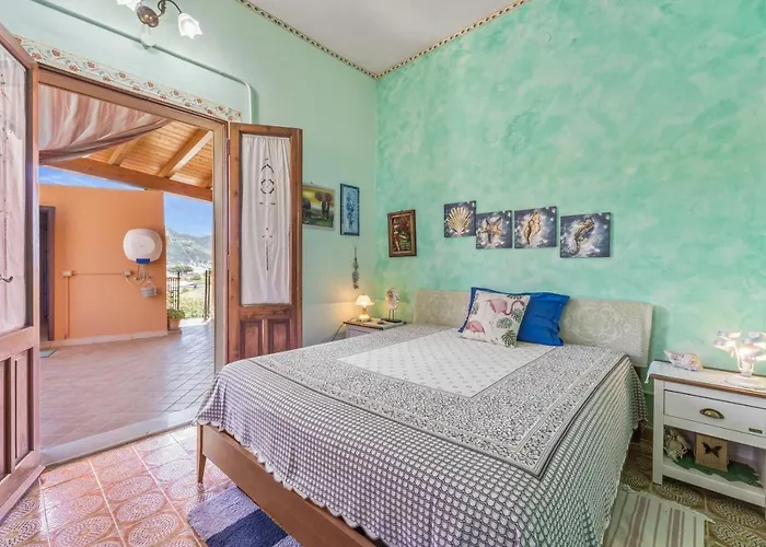 Holiday home Degli Oleandri